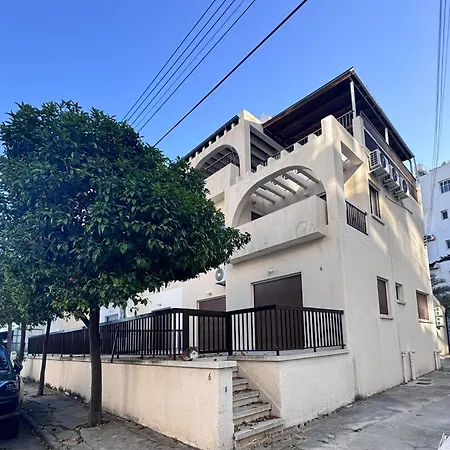 Appartement Lighthouse - Mackenzie Larnaca