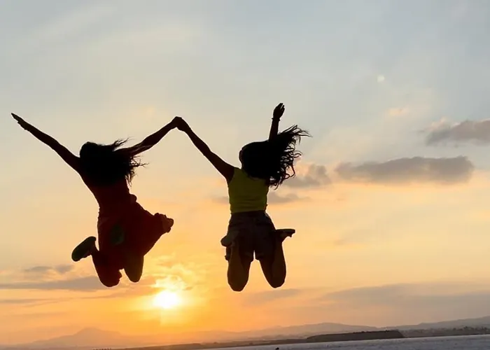 Lighthouse - Mackenzie * Lárnaca