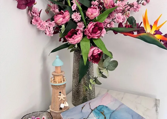 Lighthouse - Mackenzie *